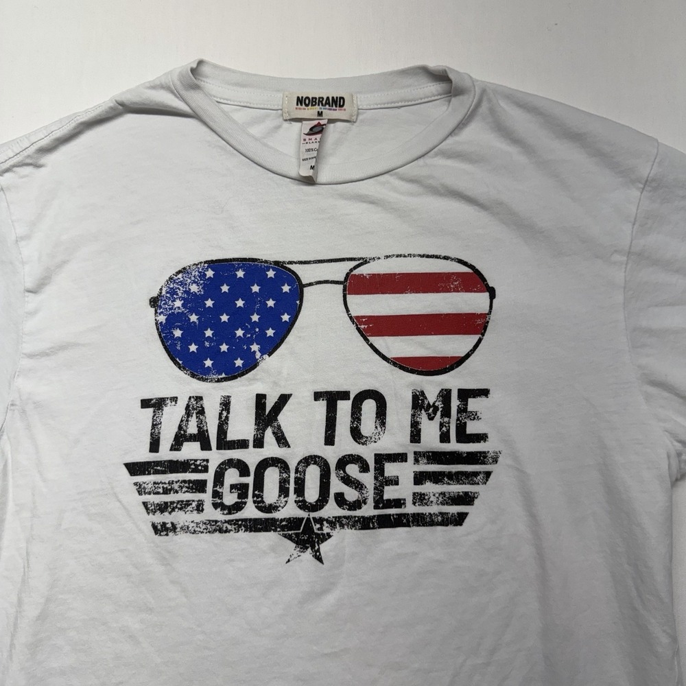 Talk To Me Goose T Shirt USA Flag Aviator Graphic Tee Mens M‎ White